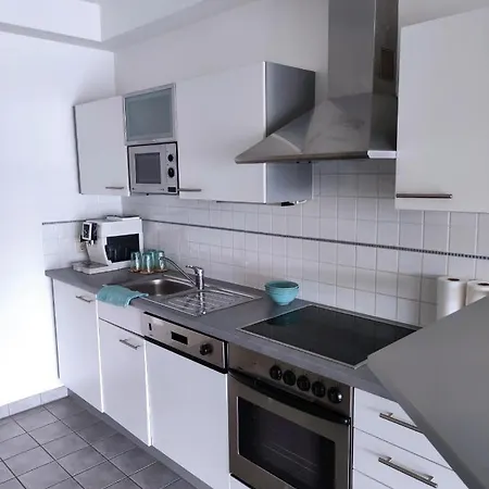 Mit Seeblick & Seezugang Apartment *