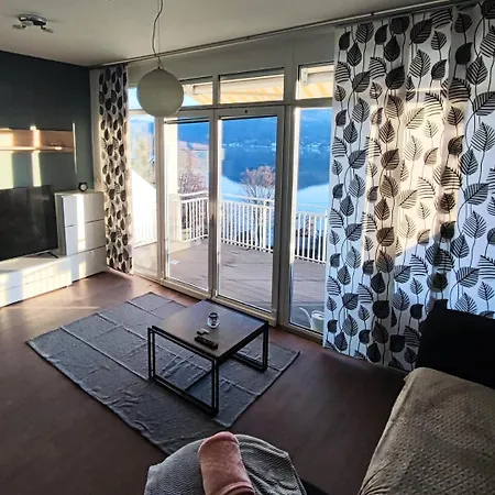 Mit Seeblick & Seezugang